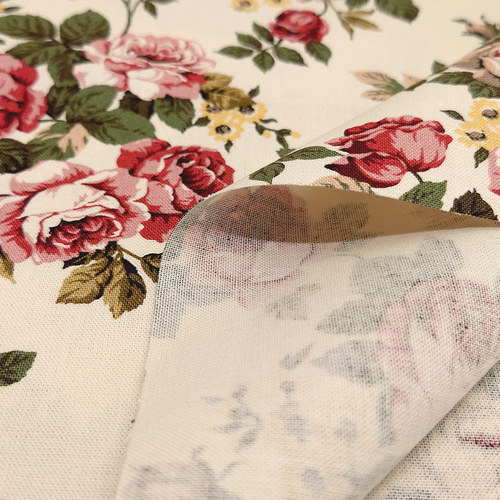 オックス生地【50×110cm】 赤い薔薇 バラ 花柄 上品 綿100 布 ワイン