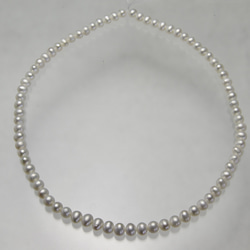 淡水パール　ポテト(少し扁平な丸型）エッグ ホワイト 5-6mm AB級品 商品番号2105AB 4枚目の画像