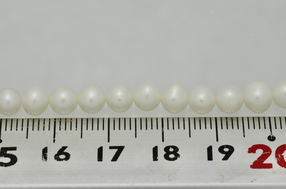 淡水パール　ポテト(少し扁平な丸型）エッグ ホワイト 5-6mm AB級品 商品番号2105AB 3枚目の画像