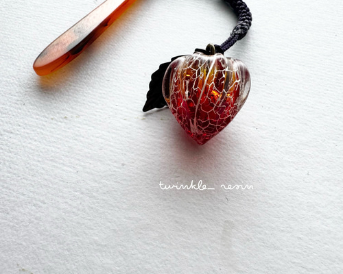 再販 鬼灯レジンの帯飾り【赤オレンジグラデーション】《根付け