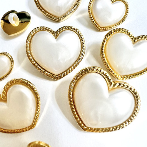 MEER.美品ハートボタンオールインワンHEART BUTTONALLINONE Heart Pods Keyring ・ ハートポッドキーリング (マロン