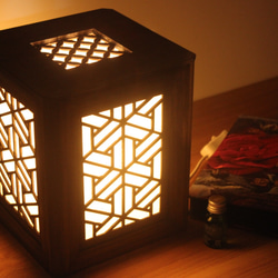 アロマランプ大　和ー毘沙門　 LEDの灯りで香るランプ　ディフューザーアロマストーンアロマポット 1枚目の画像