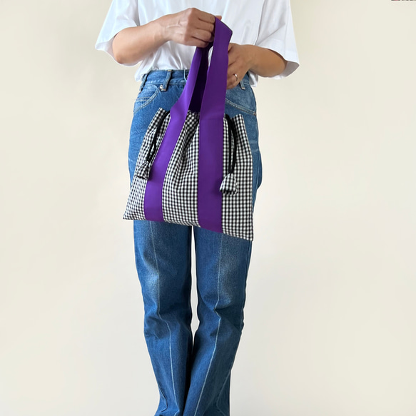 ストライプ＆チェックのミディアム巾着バッグ 6枚目の画像