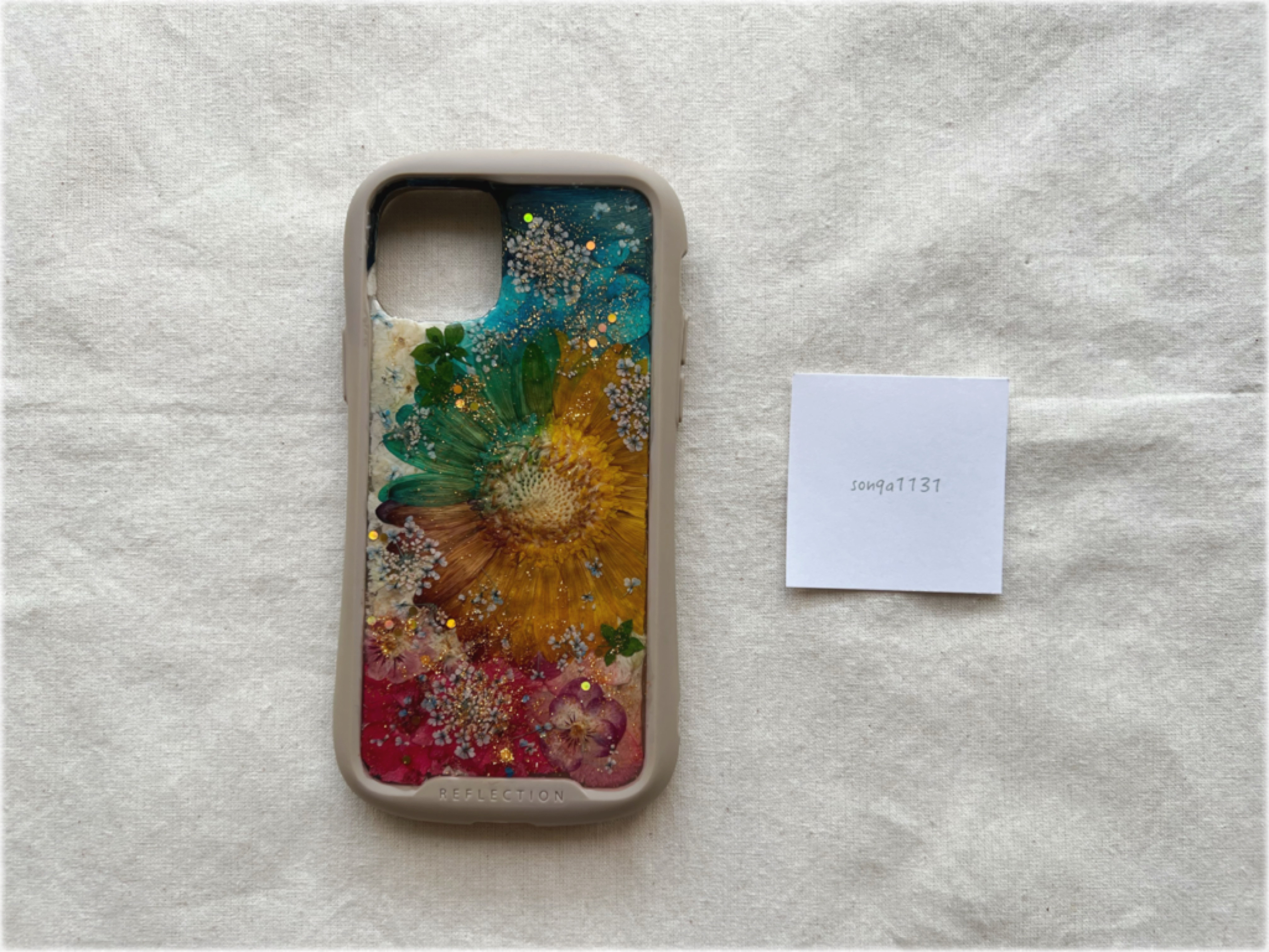 値下げ中！】 ♡押し花ケース♡ 《むらさきガーベラ》iPhone11対応 Ω 