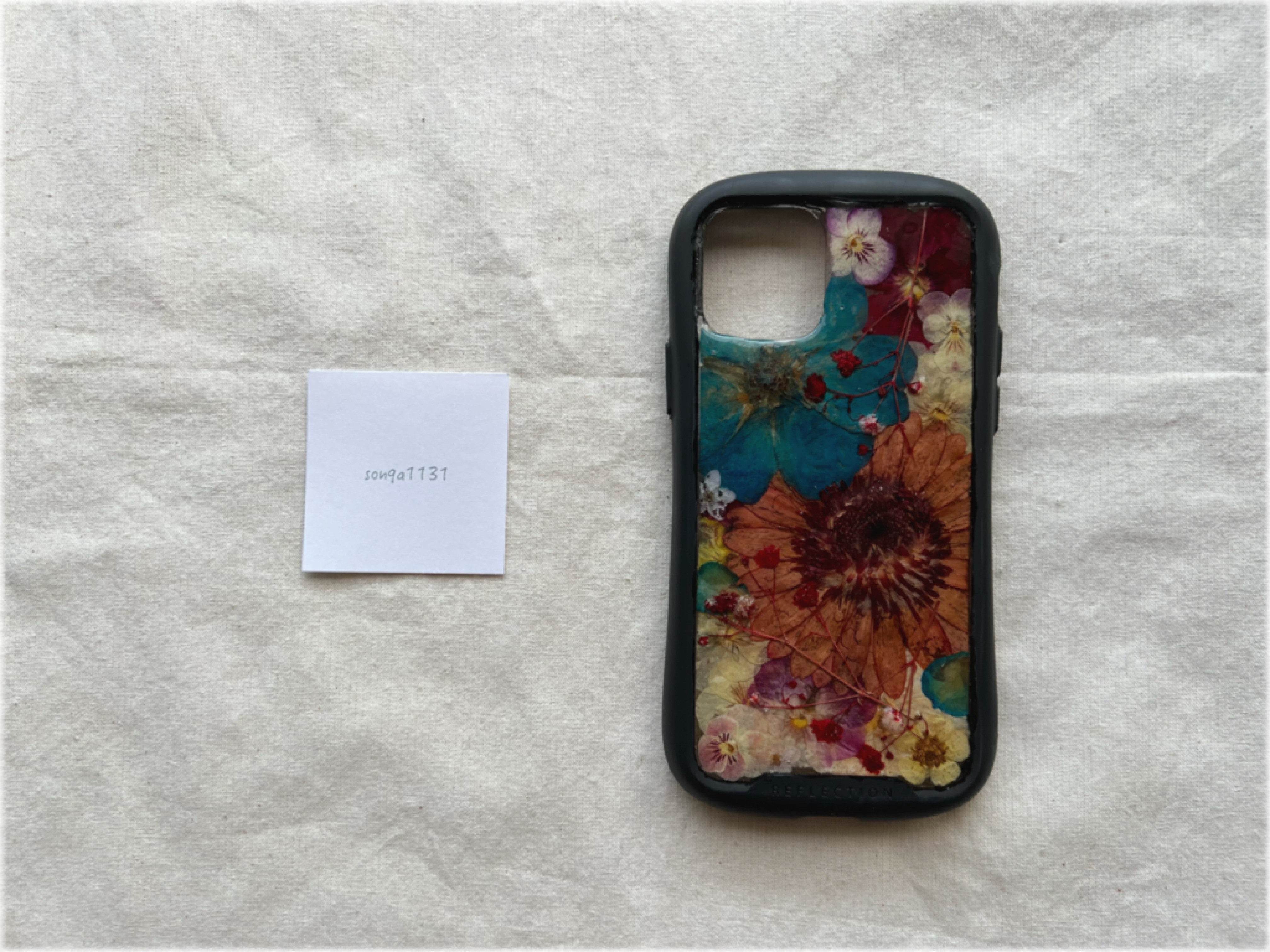 値下げ中！】 ♡押し花ケース♡ 《むらさきガーベラ》iPhone11対応 Ω 