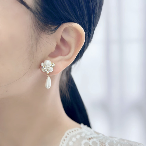 クリスタル ビジュー 揺れる 雫 パール ピアス イヤリング