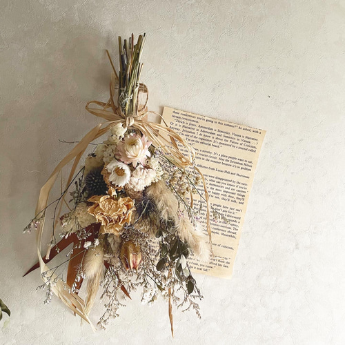 ドライフラワーブーケ風スワッグ 母の日ギフトスワッグ ラナンキュラス