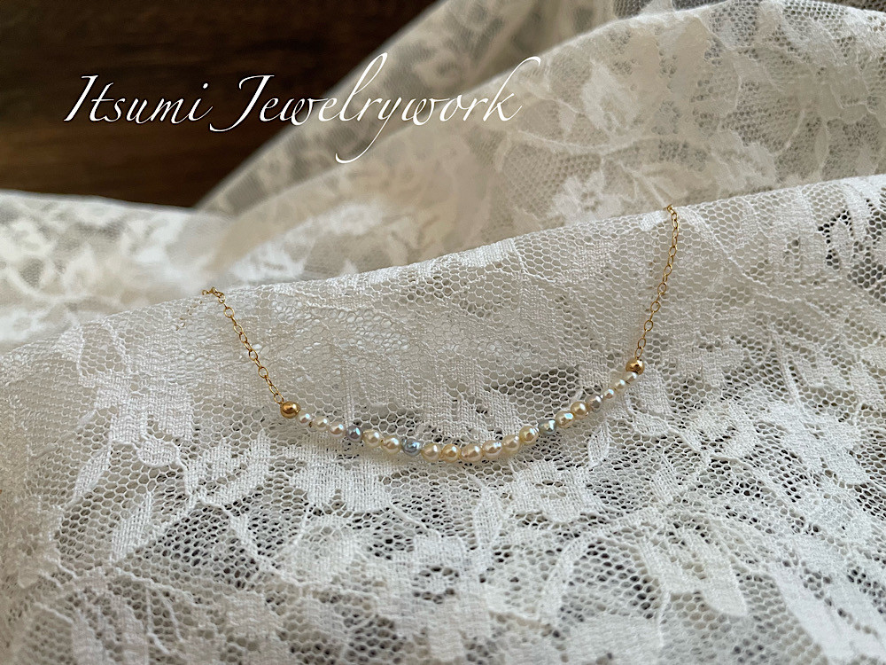 白蝶真珠のベビーパールブレスレット