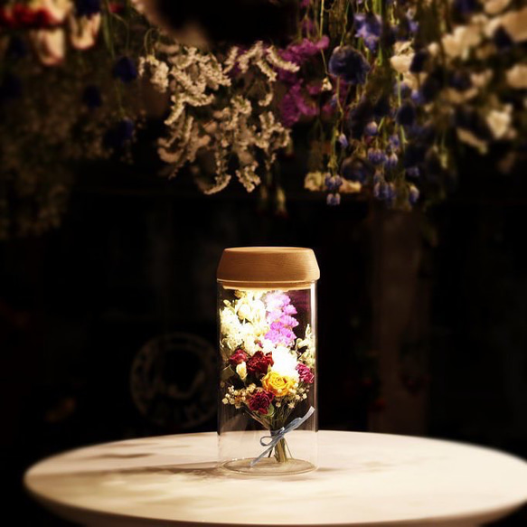 fleur message「お名前のイメージから束ねた花束」ガラス瓶の光る植物標本(直径8cm×高さ17.5㎝) 3枚目の画像