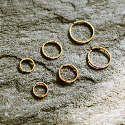 10K刻印ピアス　リング 10K金 ゴールド 耳 鼻 軟骨 ヘリックス トラガス メンズ レディース