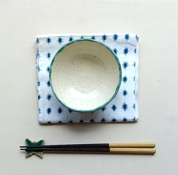 陶のお茶碗・小鉢【エメラルドグリーンの涼やかシリーズ】 13枚目の画像