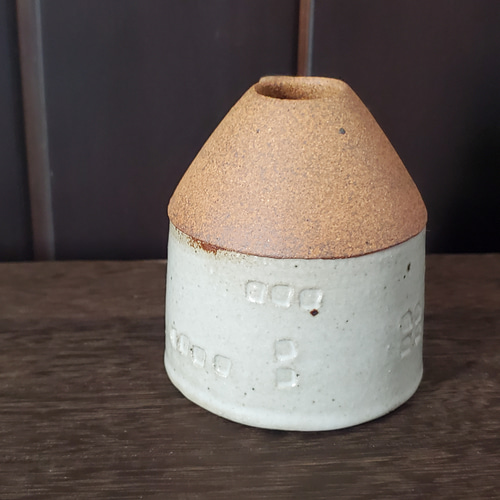 一輪挿し 花器 小さな家 置物 陶器の贈り物 一輪挿し・花瓶