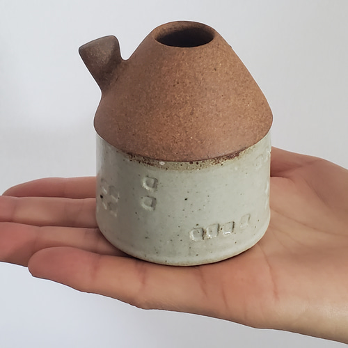 一輪挿し 花器 小さな家 置物 陶器の贈り物 一輪挿し・花瓶 一輪挿し 花器 小さな家 置物 陶器の贈り物 一輪挿し・花瓶