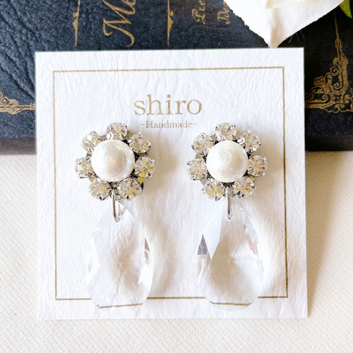 コットンパールとクリスタルガラスのビジューピアス/イヤリング