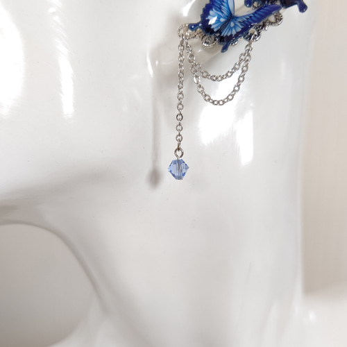 059☻ハンドメイド*ネイビー パール 大ぶり クリップ イヤーカフ 蝶々イヤーカフ(クリップ式イヤリング)♪】オオルリアゲハ(新色