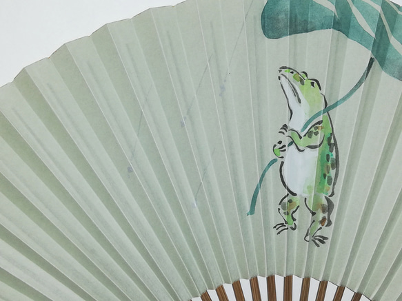 趣-omomuki- <雨傘カエル>　京扇子 5枚目の画像