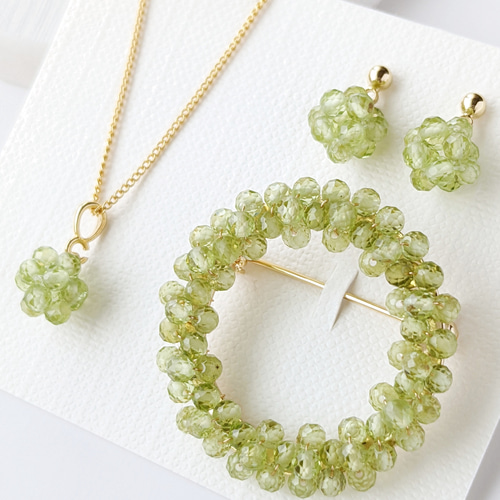 豪華3点セット＊ 8月誕生石 宝石質 ペリドット の1粒ピアス 