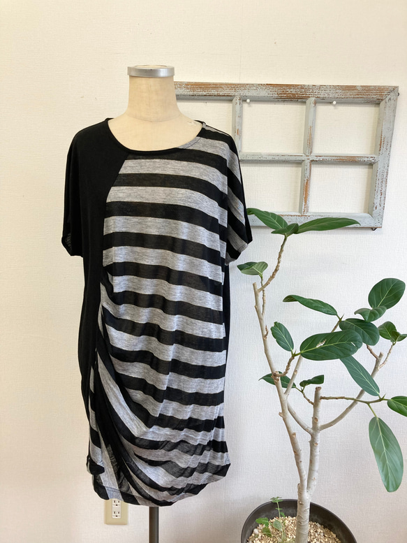 Sale price★我真的很喜歡borders❤️Border pattern drape T-shirt tunic bla 第3張的照片