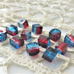 ヒビ　小さなキューブ　赤青　チェコビーズCzech Glass Beads8個 2枚目の画像