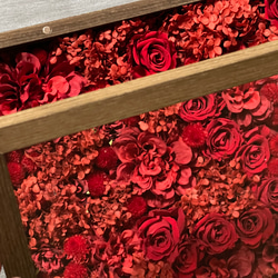 赤いお花のフラワーBOX A3サイズ【送料無料】還暦祝い 誕生日 記念日 5枚目の画像