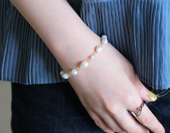 Sérstö perla bracelet：バロックパールブレスレット　アシンメトリーデザイン 2枚目の画像