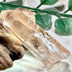 ダウ ホワイトファントム ✨ヒマラヤ ピンク水晶 原石 ポイント 天然石