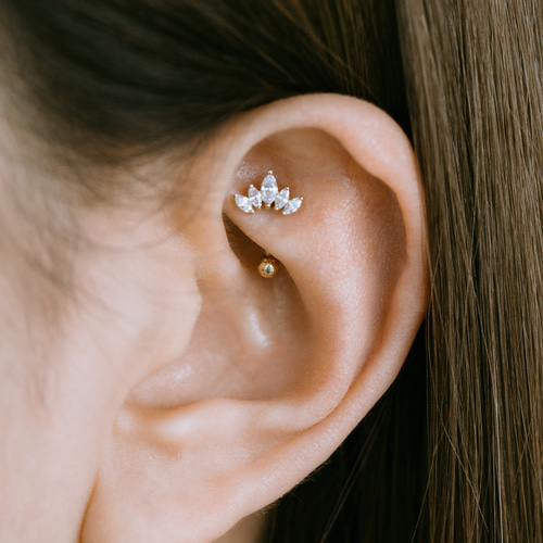 14K金 ゴールド Cz 花 ヘリックス アイブロウ イヤーロブ ロック