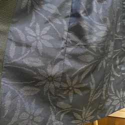 大島紬　3柄　紺色系パッチワーク　スカート　花柄　着物リメイク　ミモレ~ロング丈　154 8枚目の画像