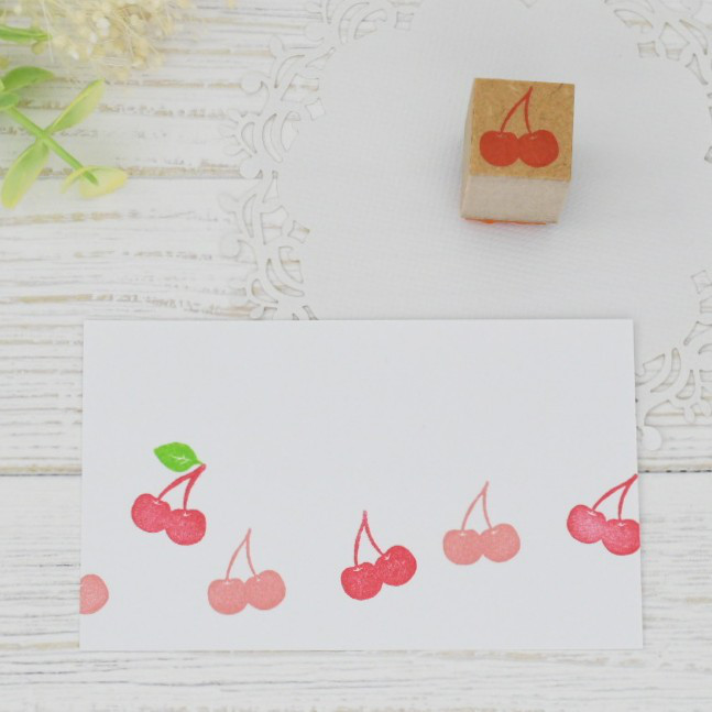 【即納】 お値下！未使用　さくらんぼパンチとスタンプ　スタンピンアップ　cherry アルバム・スクラップ