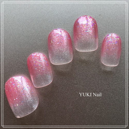 夏のピンクのグラデーションネイル ネイルチップ（つけ爪） yuki-nail