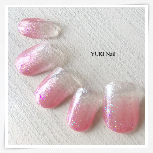 夏のピンクのグラデーションネイル ネイルチップ（つけ爪） yuki-nail
