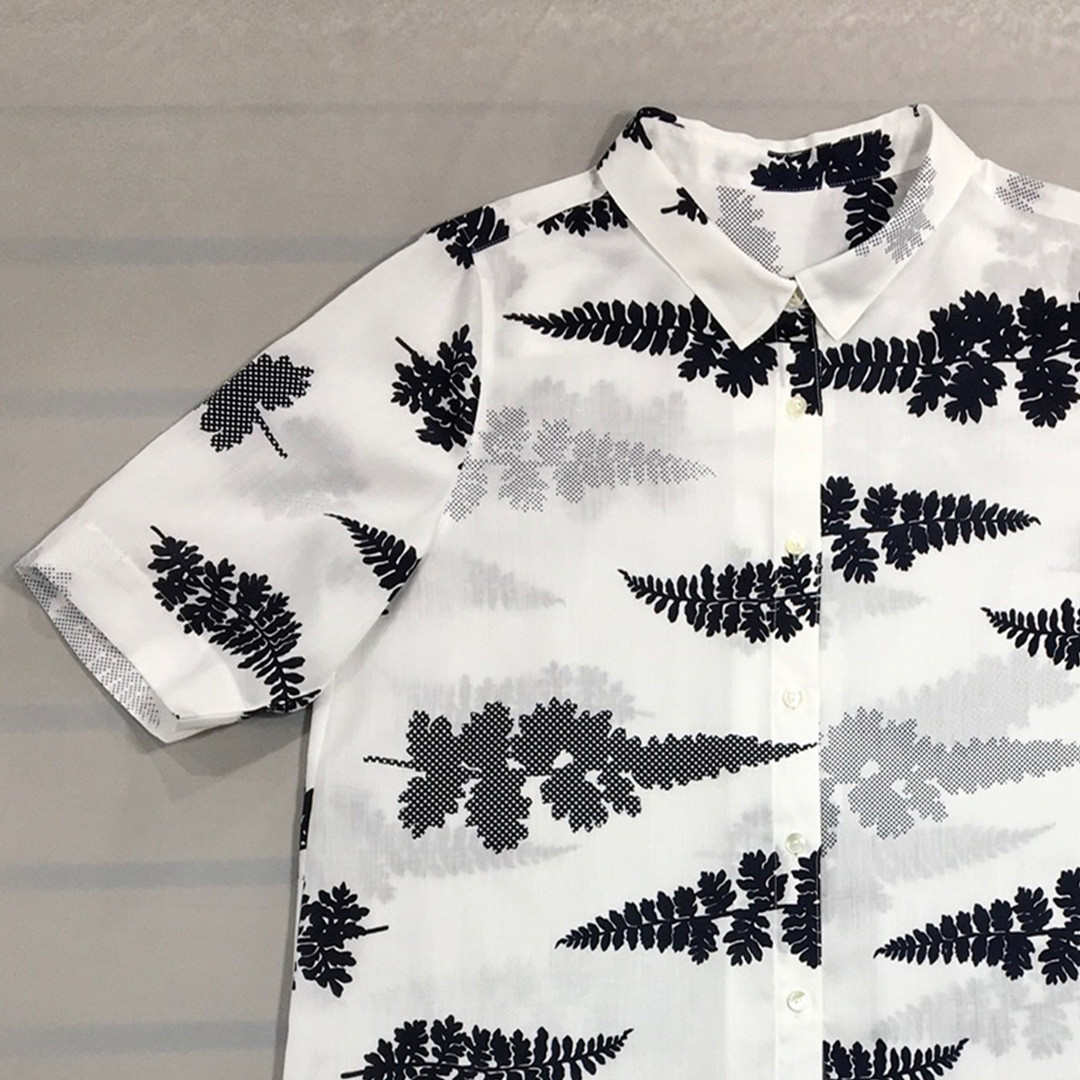 シルクのような綿100%サテン　草花模様の半袖シャツ/ シダ　選べる【受注製作】草花模様　ボタニカル