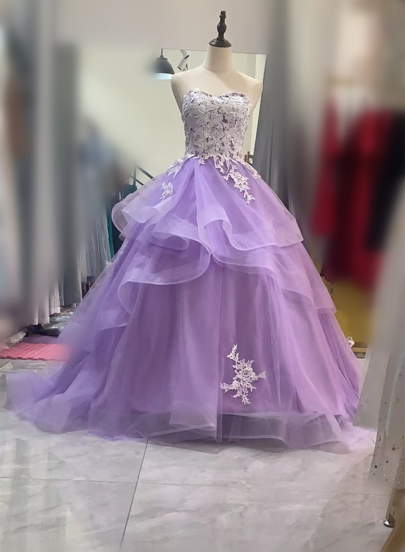 フリル華やか上質カラードレス【結婚式・パーティ】 紫 パープル フリルが豪華なカラードレス ウエディングドレス 結婚式 前撮り