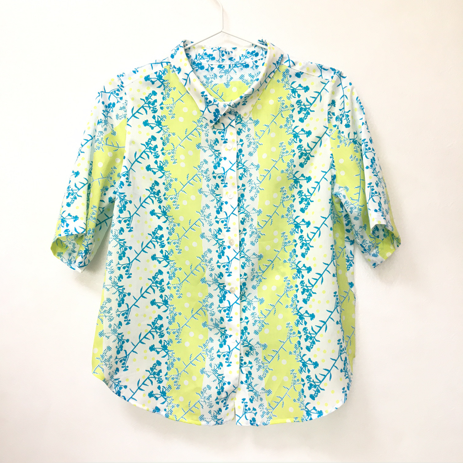 シルクのような綿100%サテン　草花模様の半袖シャツ/ヒメジョオン 選べる【受注製作】草花模様　ボタニカル