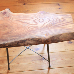 天然木　ケヤキの一枚板のサイドテーブル　　アイアン　一点もの⑤ 5枚目の画像