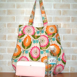 1600円➡1000円　レトロフラワーのお洒落なグラニーバッグ　　ピンクとオレンジのお花　肩掛け　 3枚目の画像