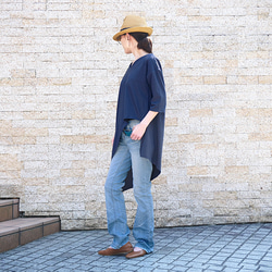 有機棉，鑰匙孔領口，不對稱剪裁縫製上衣，襯衫，束腰上衣，深海軍藍 第5張的照片