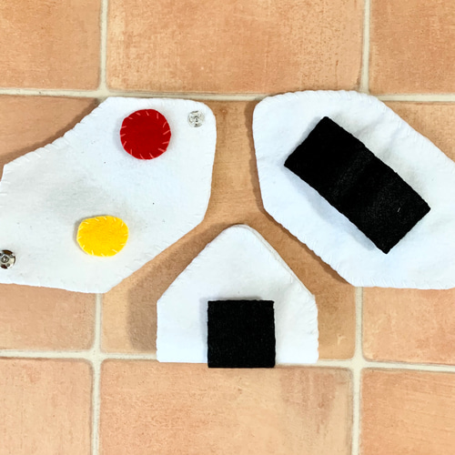 送料込》ホックボタンあそび『ホックほっくおにぎり』3個セット 手作り