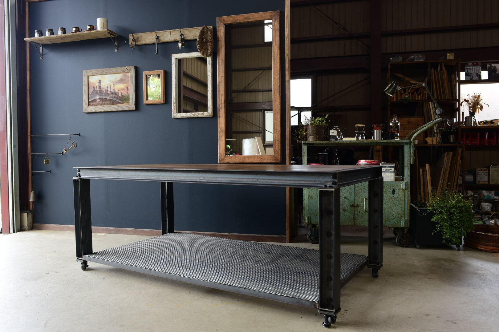 美品】ダイニングテーブル 正円 鏡面ブラック 【公式通販】