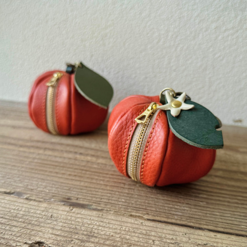 受注制作（製作期間約1週間）】イタリアンレザーの革みかんポーチ