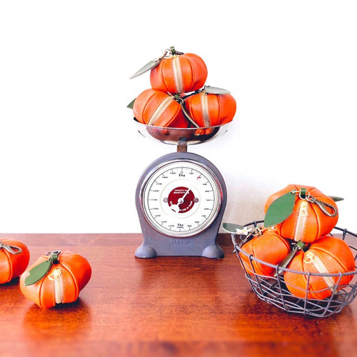 イタリアンレザーカップポーチ (ラズベリー)革小物 ハンドメイド イタリアンレザーカップポーチ (ラズベリー)革小物 ハンドメイド