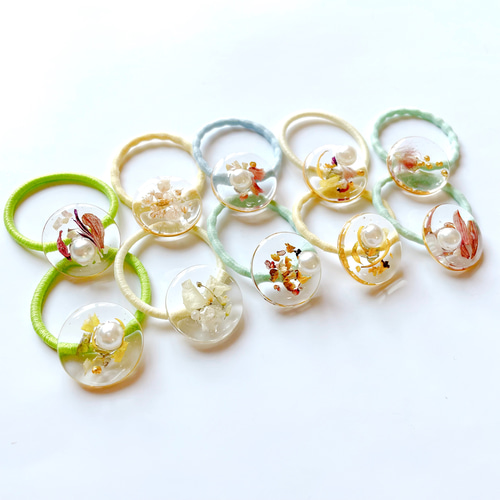 受注製作】キッズヘアゴム 本物のお花のレジンアクセサリー お揃い