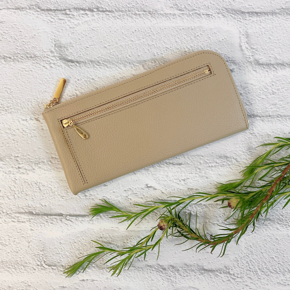 薄くて軽くて大容量なL字長財布  14枚カードポケット  牛革  シュリンクベージュ  日本製【スクイーズ】 1枚目の画像