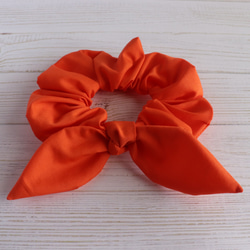 シュシュ】オレンジ＊うさ耳リボンのシュシュ シュシュ iroiro 通販