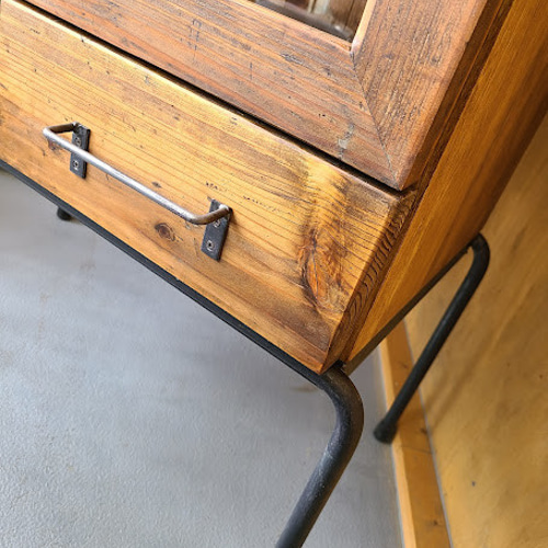 Cool Buck Cabinet 古材とアイアンのガラスキャビネット 棚・シェルフ