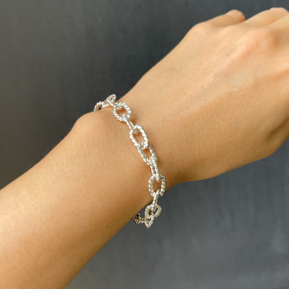 Silver chain bracelet /Twist（SV925）2022夏の新作 5枚目の画像