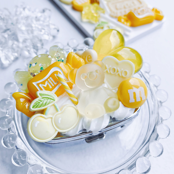 lemonade お菓子のピルケース　CANDY POP スイーツデコ 1枚目の画像