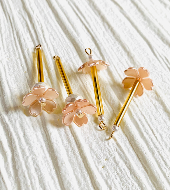 No.1186 桜のチャーム・コネクター 2ペアセット ピアス・イヤリング