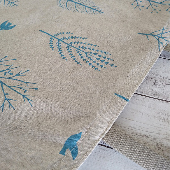 木々と鳥 シンプルトート  ２色展開　コットンリネン 北欧柄　エコバッグサブバッグ 4枚目の画像