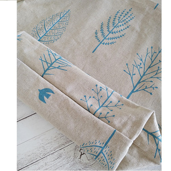 木々と鳥 シンプルトート  ２色展開　コットンリネン 北欧柄　エコバッグサブバッグ 5枚目の画像